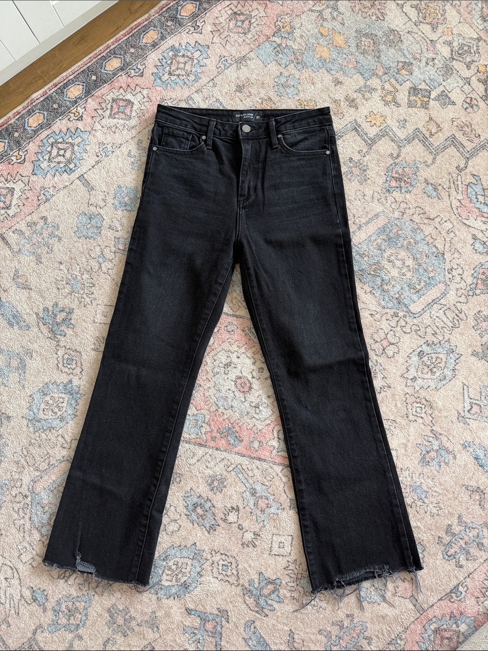 Just Black Women's Black Straight-Leg Crop Jeans